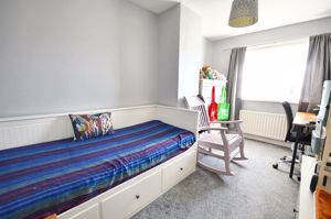 Bedroom- click for photo gallery